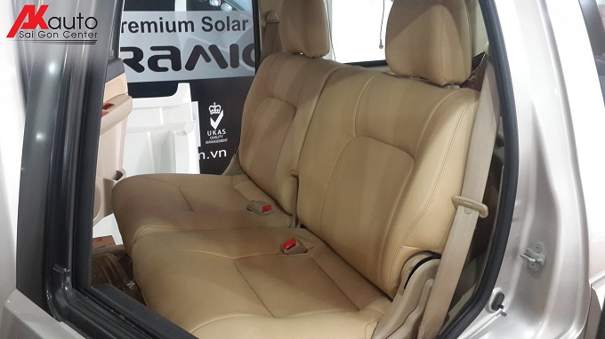 Thay đổi nội thất Everest bằng May nệm ghế da xe Ford Everest