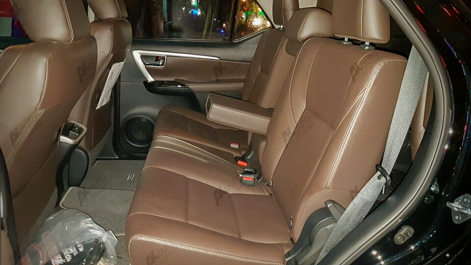 Bọc Ghế Da Xe Fortuner 2017 sang trọng sắc nét