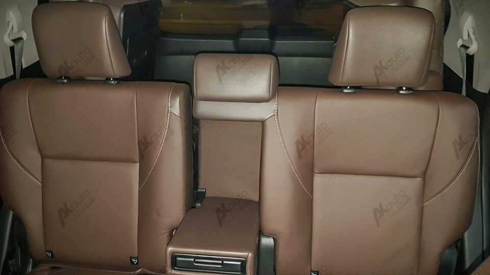 Bọc Ghế Da Xe Fortuner 2017 da thật, có mùi thơm nhẹ